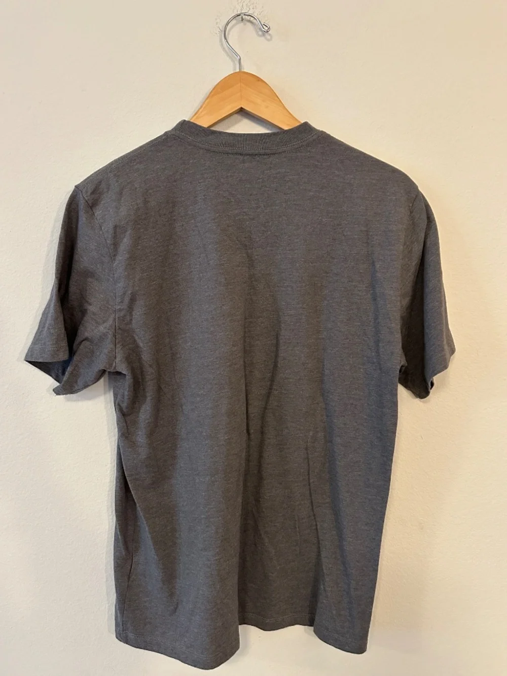 The North Face Stacked Logo Graphic T-Shirt Men's M Charcoal Gray